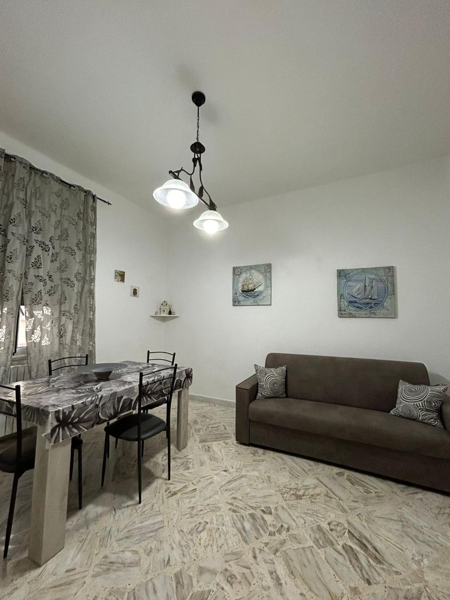 Apartamento Dimora Di Giada Bríndisi Habitación foto